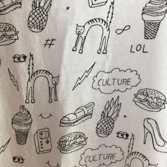 💖Fun print white & black short sleeve t-shirt - Picture 4 of 6